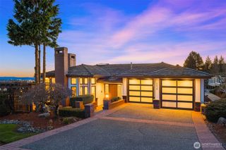 5425 156th Avenue SE, Bellevue, WA 98006