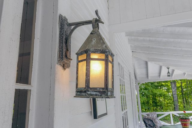 975 Rollins Road, Hopkinton, NH 03229