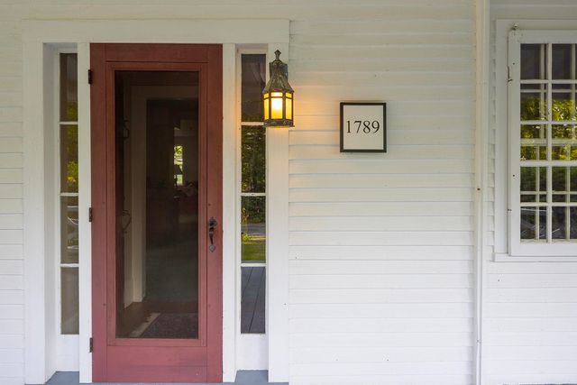 975 Rollins Road, Hopkinton, NH 03229