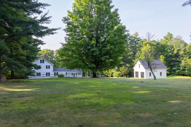 975 Rollins Road, Hopkinton, NH 03229