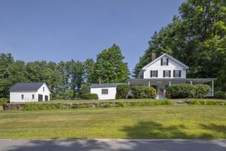 975 Rollins Road, Hopkinton, NH 03229