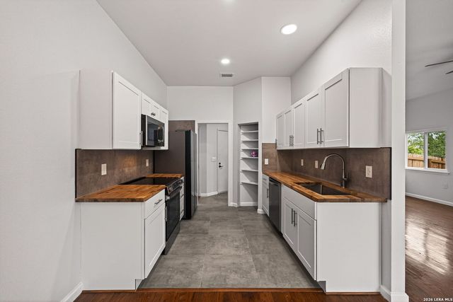 14706 Highland Peak, San Antonio, TX 78233