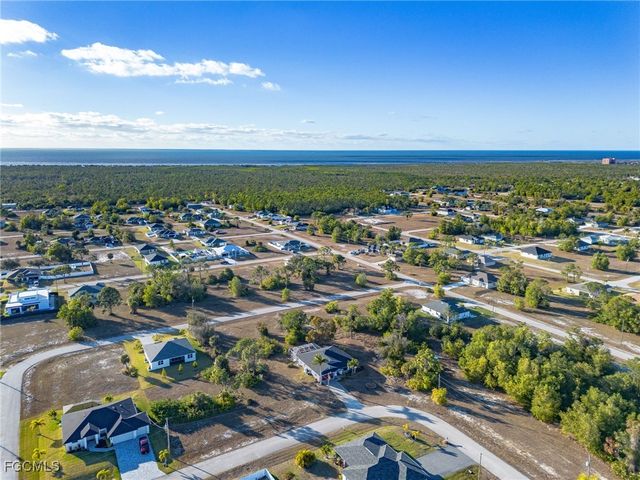 4212 NW 37th AVE, Cape Coral, FL 33993