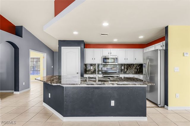 4212 NW 37th AVE, Cape Coral, FL 33993