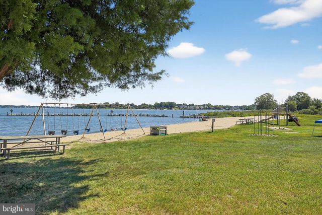 910 SEVERN AVE, Edgewater, MD 21037