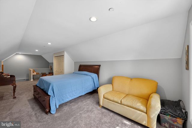 910 SEVERN AVE, Edgewater, MD 21037