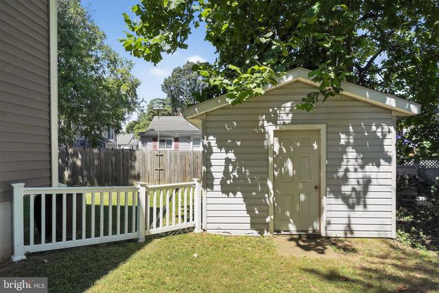 910 SEVERN AVE, Edgewater, MD 21037