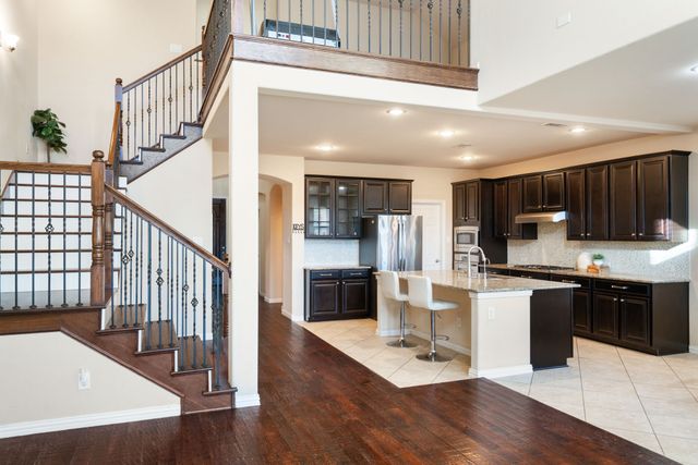 1009 Chickasaw Drive, Carrollton, TX 75010