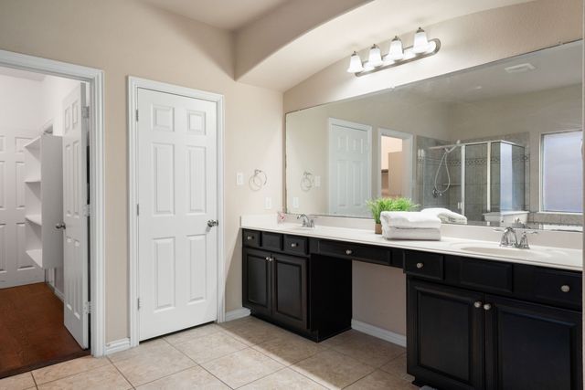 1009 Chickasaw Drive, Carrollton, TX 75010