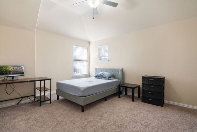 1009 Chickasaw Drive, Carrollton, TX 75010