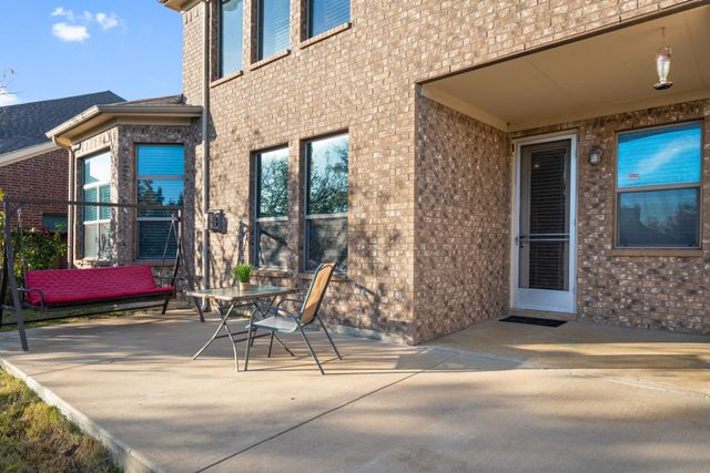 1009 Chickasaw Drive, Carrollton, TX 75010