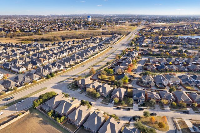 1009 Chickasaw Drive, Carrollton, TX 75010