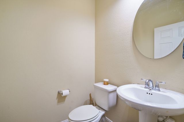 1009 Chickasaw Drive, Carrollton, TX 75010