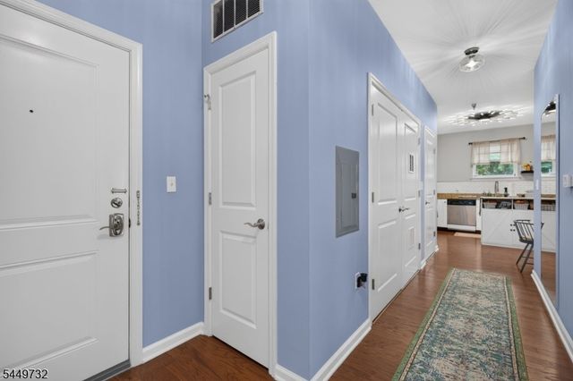 2 Bland Ctunit3 3, Bloomfield Twp., NJ 07003
