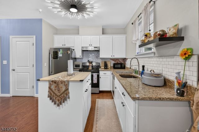 2 Bland Ctunit3 3, Bloomfield Twp., NJ 07003