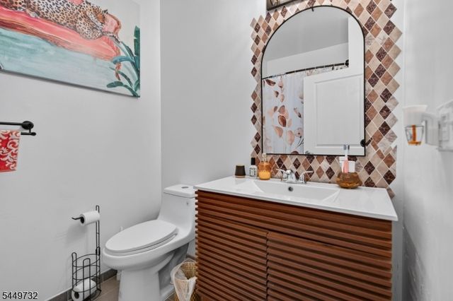 2 Bland Ctunit3 3, Bloomfield Twp., NJ 07003