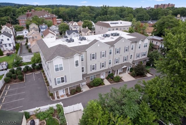 2 Bland Ctunit3 3, Bloomfield Twp., NJ 07003
