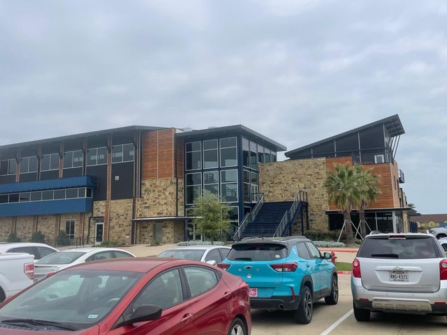 134 Tang Cake DR, College Station, TX 77845