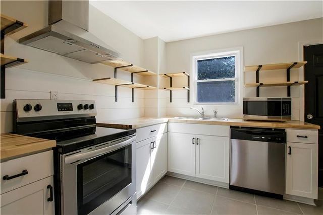 551 Valley Hill Road SE A, Riverdale, GA 30274