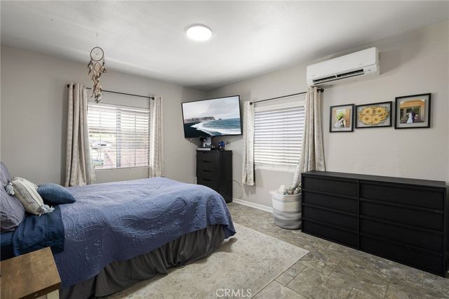 909 E I Street, Ontario, CA 91764