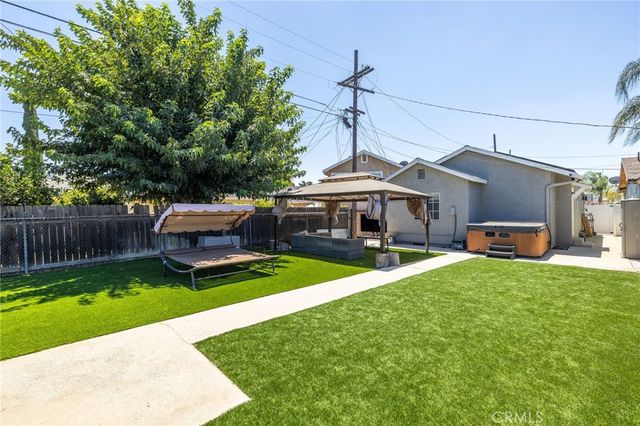 909 E I Street, Ontario, CA 91764