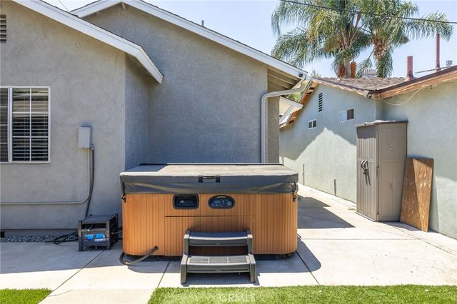 909 E I Street, Ontario, CA 91764