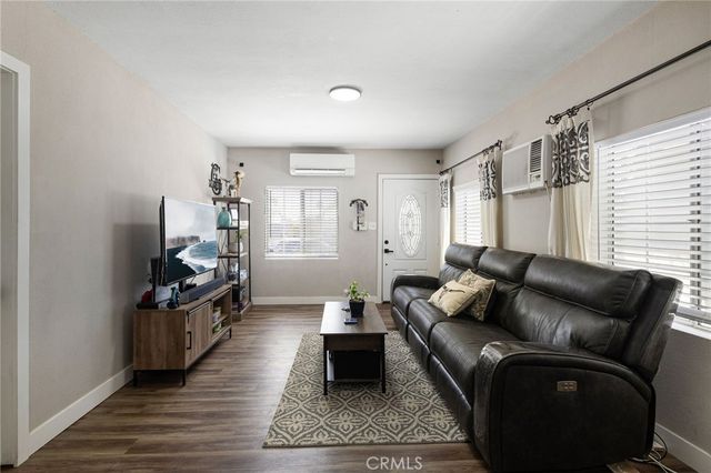909 E I Street, Ontario, CA 91764