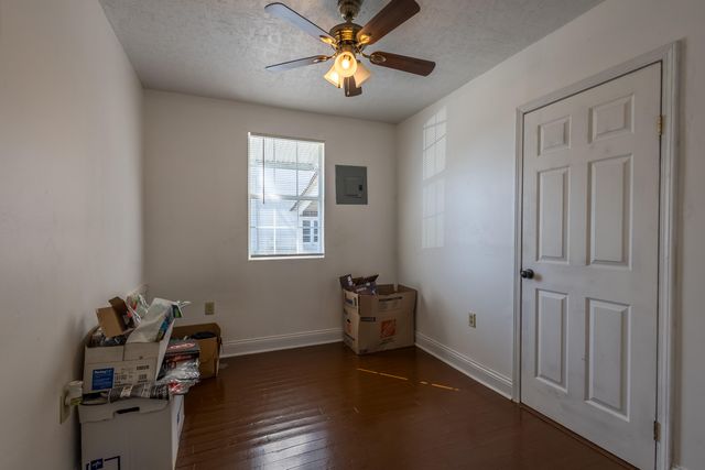 213 Chestnut Ave., Hattiesburg, MS 39401