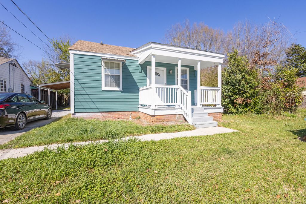 213 Chestnut Ave., Hattiesburg, MS 39401