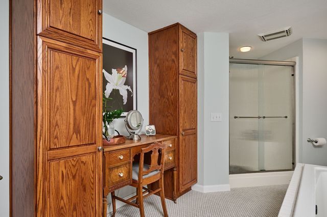 310 South St, Northampton, MA 01060