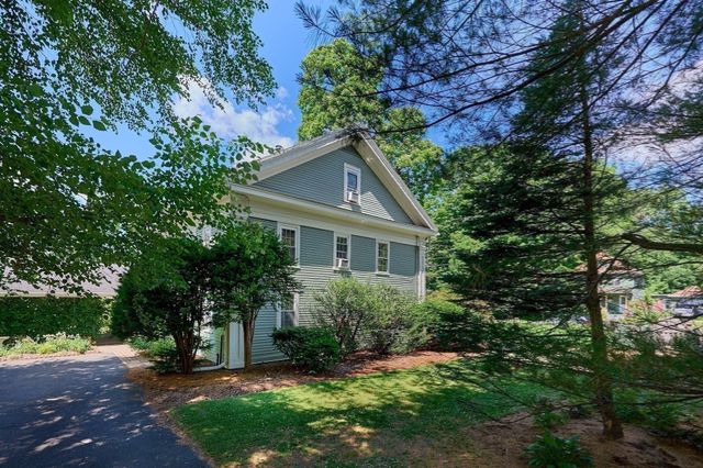 310 South St, Northampton, MA 01060