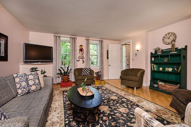 310 South St, Northampton, MA 01060