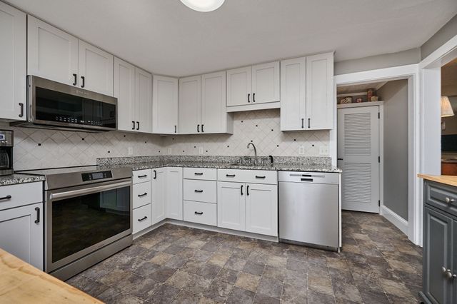 310 South St, Northampton, MA 01060