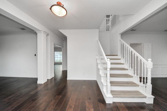 1742 Crescent Green Drive, Houston, TX 77094