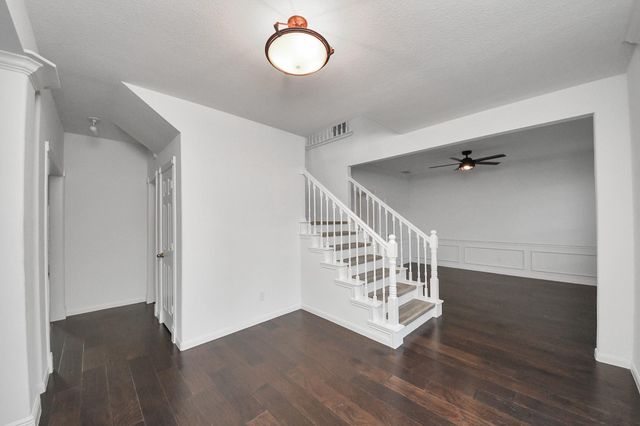 1742 Crescent Green Drive, Houston, TX 77094