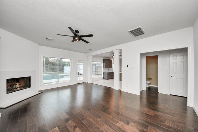 1742 Crescent Green Drive, Houston, TX 77094