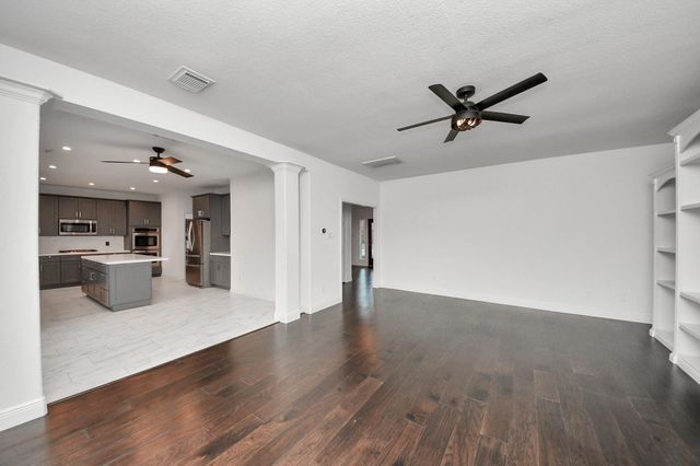 1742 Crescent Green Drive, Houston, TX 77094