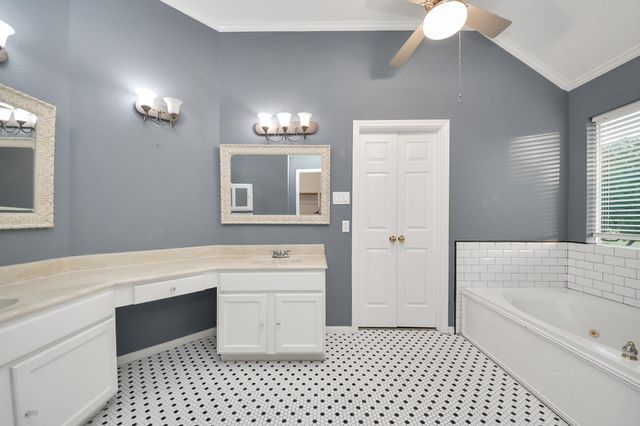 1742 Crescent Green Drive, Houston, TX 77094