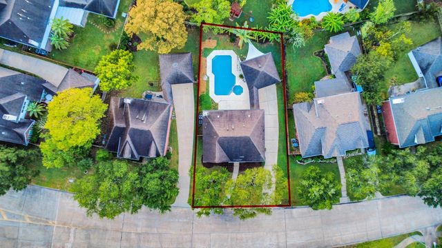 1742 Crescent Green Drive, Houston, TX 77094