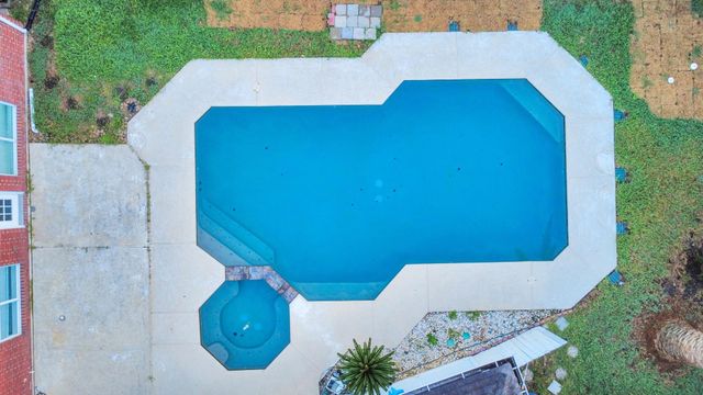 1742 Crescent Green Drive, Houston, TX 77094