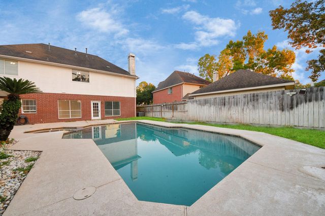 1742 Crescent Green Drive, Houston, TX 77094