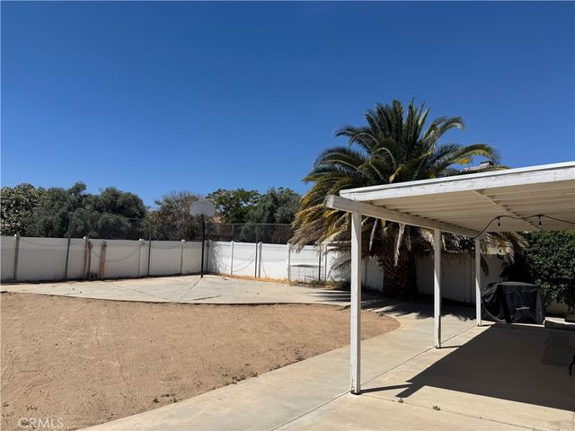 14151 Hillsborough, Victorville, CA 92392