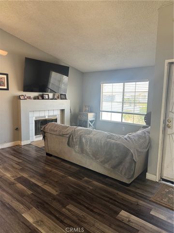 14151 Hillsborough, Victorville, CA 92392