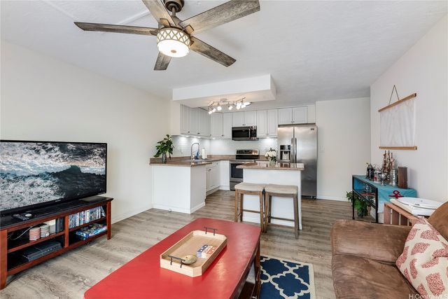 98-731 Moanalua Loop 230, Aiea, HI 96701