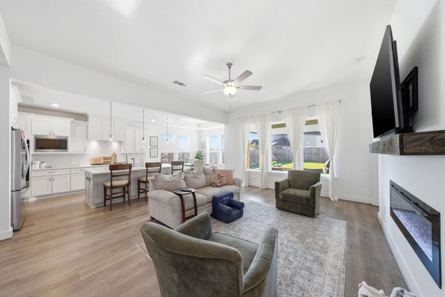 5022 Matador Lane, Iowa Colony, TX 77583