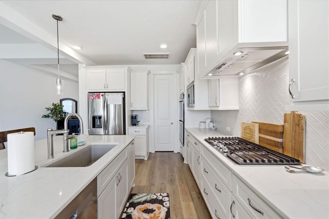 5022 Matador Lane, Iowa Colony, TX 77583