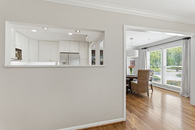 714 Bresslyn Rd, Nashville, TN 37205