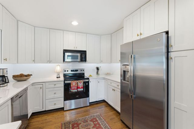 714 Bresslyn Rd, Nashville, TN 37205