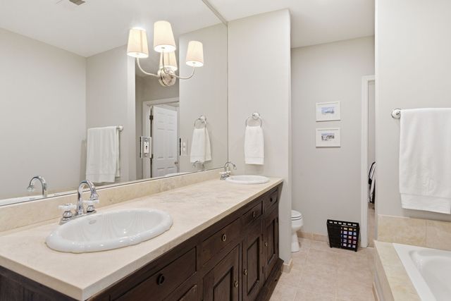 714 Bresslyn Rd, Nashville, TN 37205