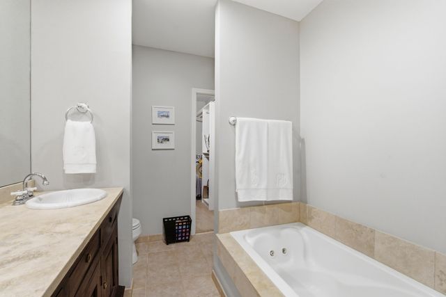 714 Bresslyn Rd, Nashville, TN 37205